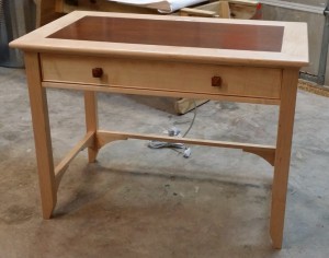 Finished laptop desk